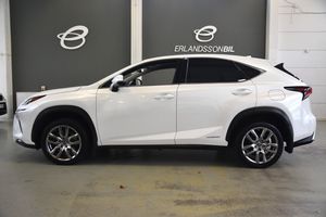 Lexus NX bild 6