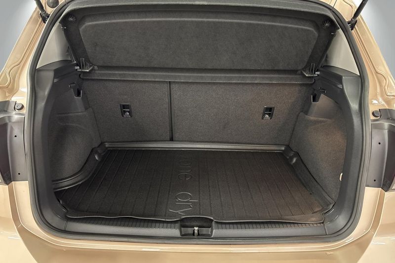 Volkswagen T-Cross bild 18