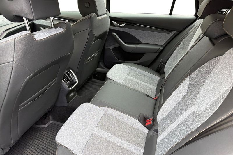 Skoda Octavia bild 12