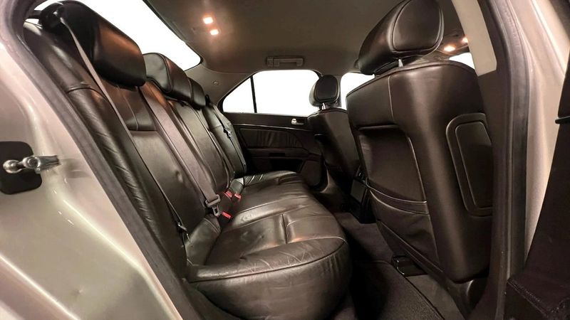Cadillac STS bild 14