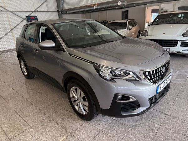 Peugeot 3008 1.2 PureTech 130hk Active Låg skatt Cockpit Drag - 2018