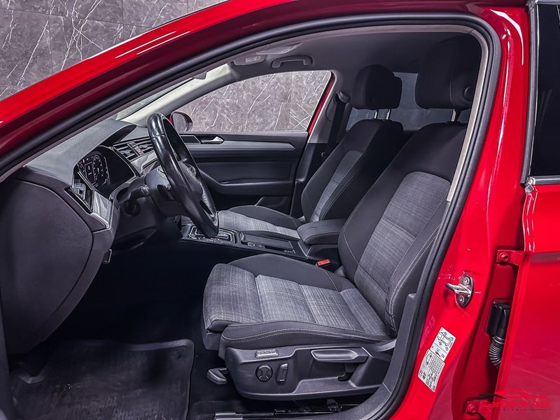 Volkswagen Passat bild 10