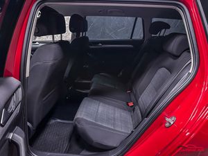 Volkswagen Passat bild 18