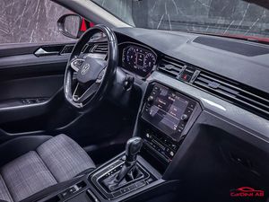 Volkswagen Passat bild 13