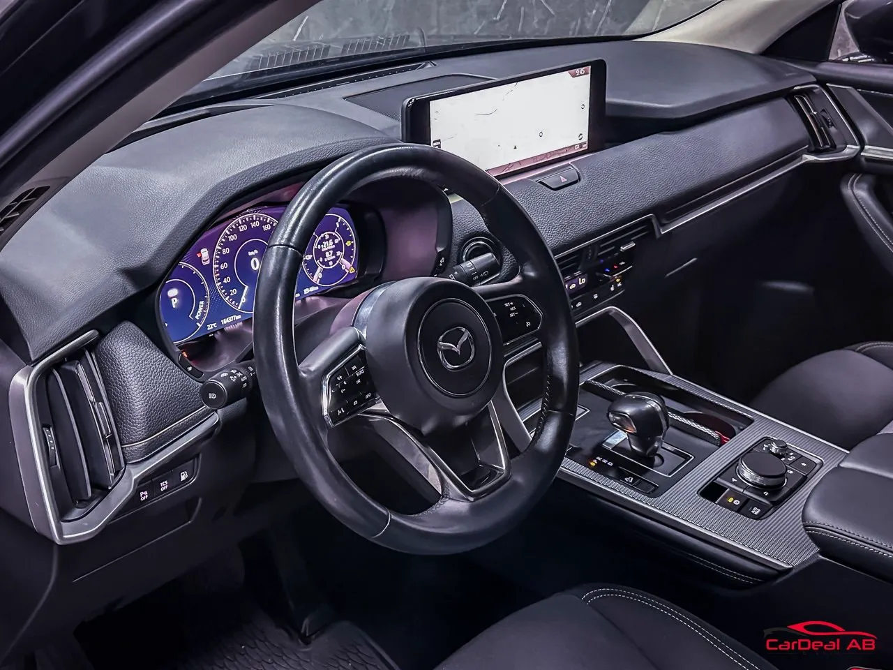 Vehicle image 14