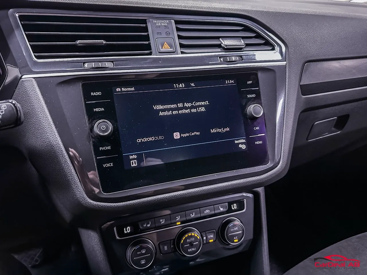 Vehicle image 21