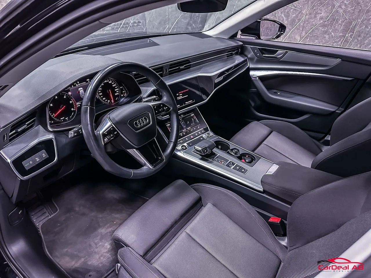 Vehicle image 14