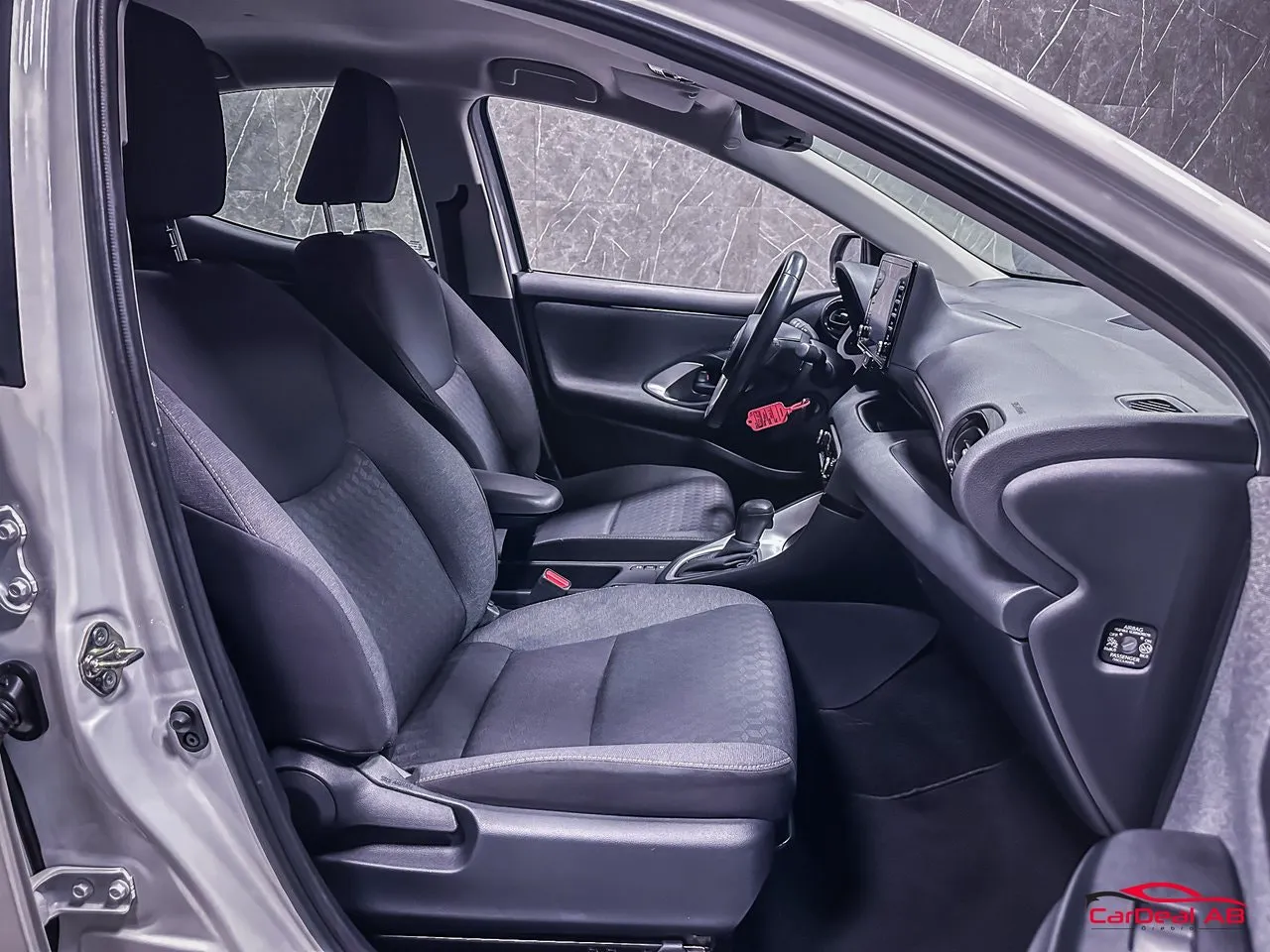 Vehicle image 9