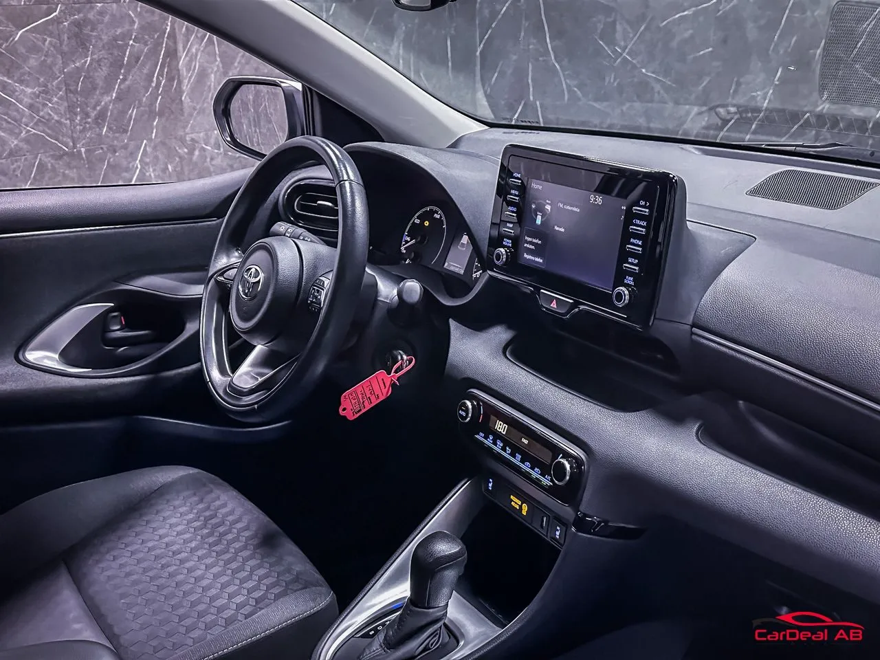 Vehicle image 11