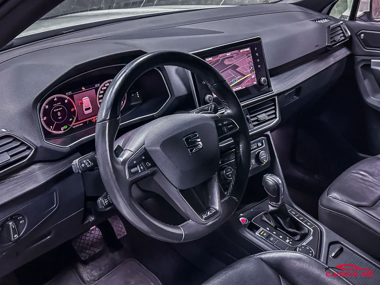 Vehicle image 14