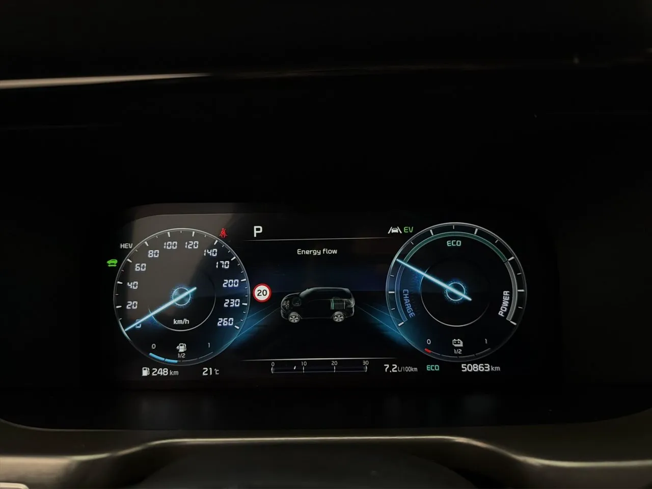 Vehicle image 30