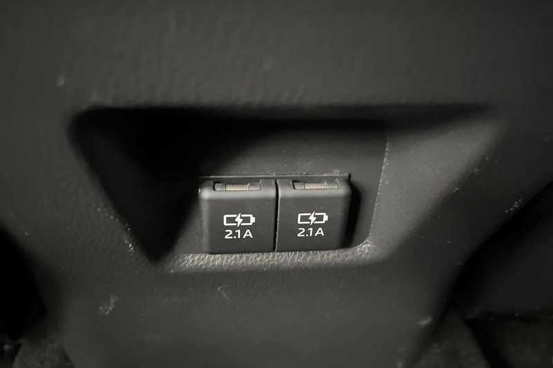 Toyota RAV4 bild 23