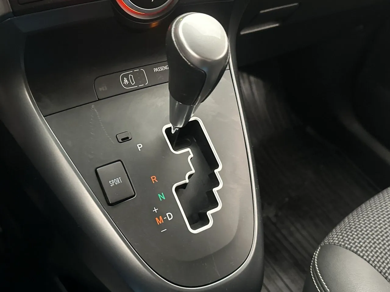 Vehicle image 23