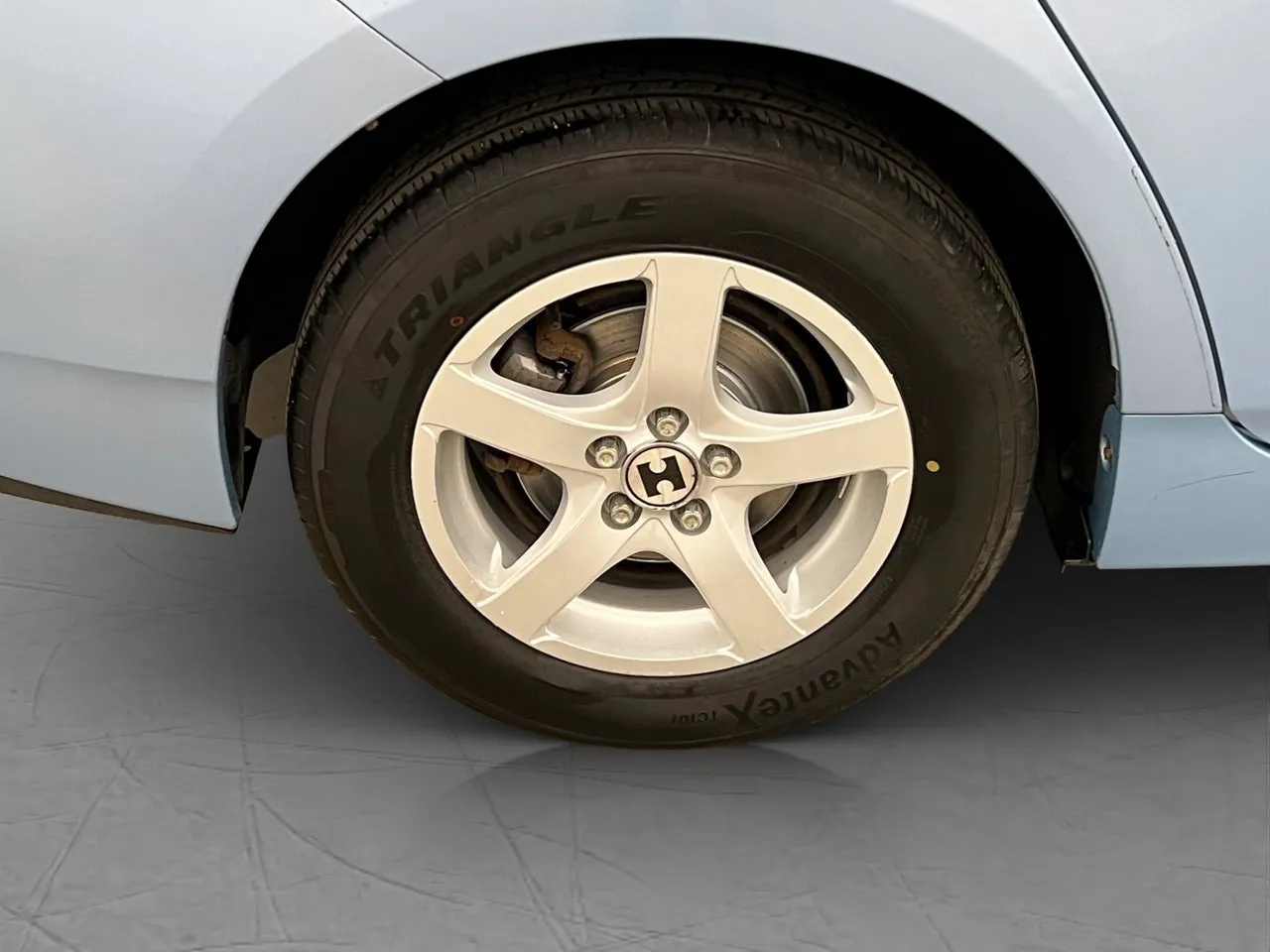 Vehicle image 22