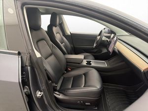 Tesla Model 3 bild 26