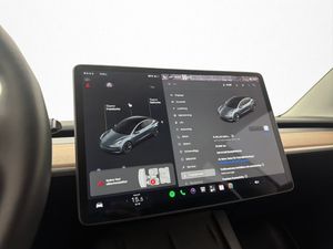 Tesla Model 3 bild 23
