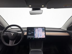 Tesla Model 3 bild 17