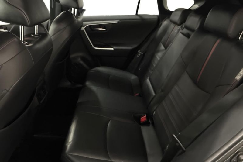 Toyota RAV4 bild 14