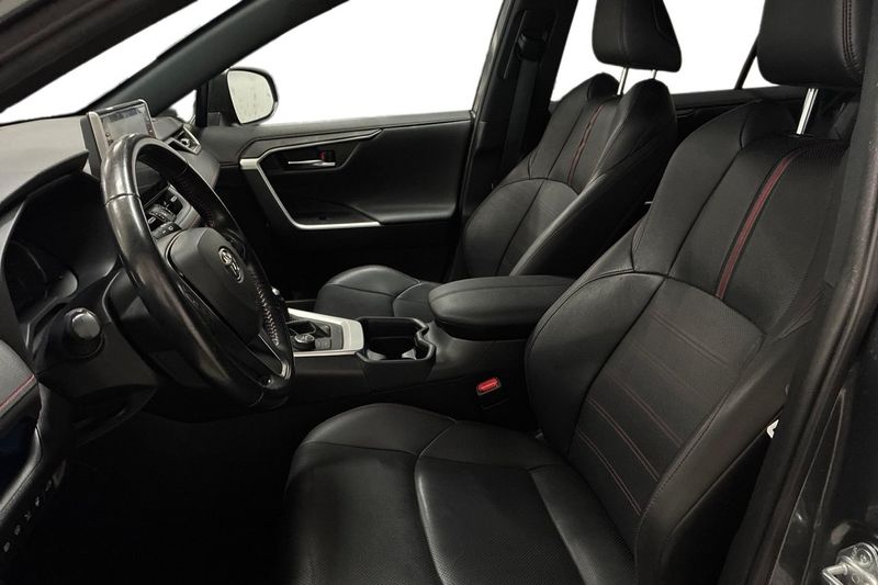 Toyota RAV4 bild 13