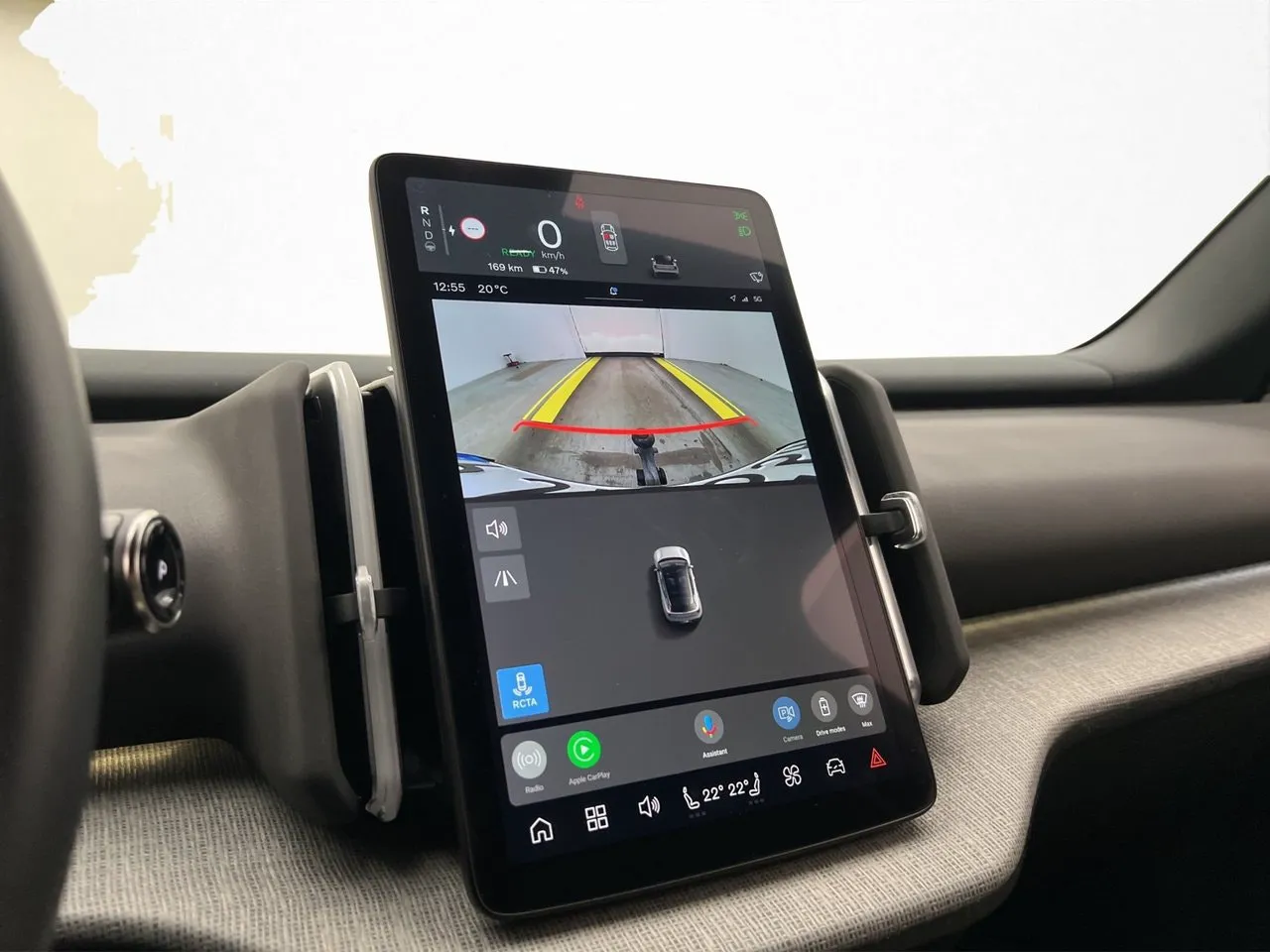 Vehicle image 20