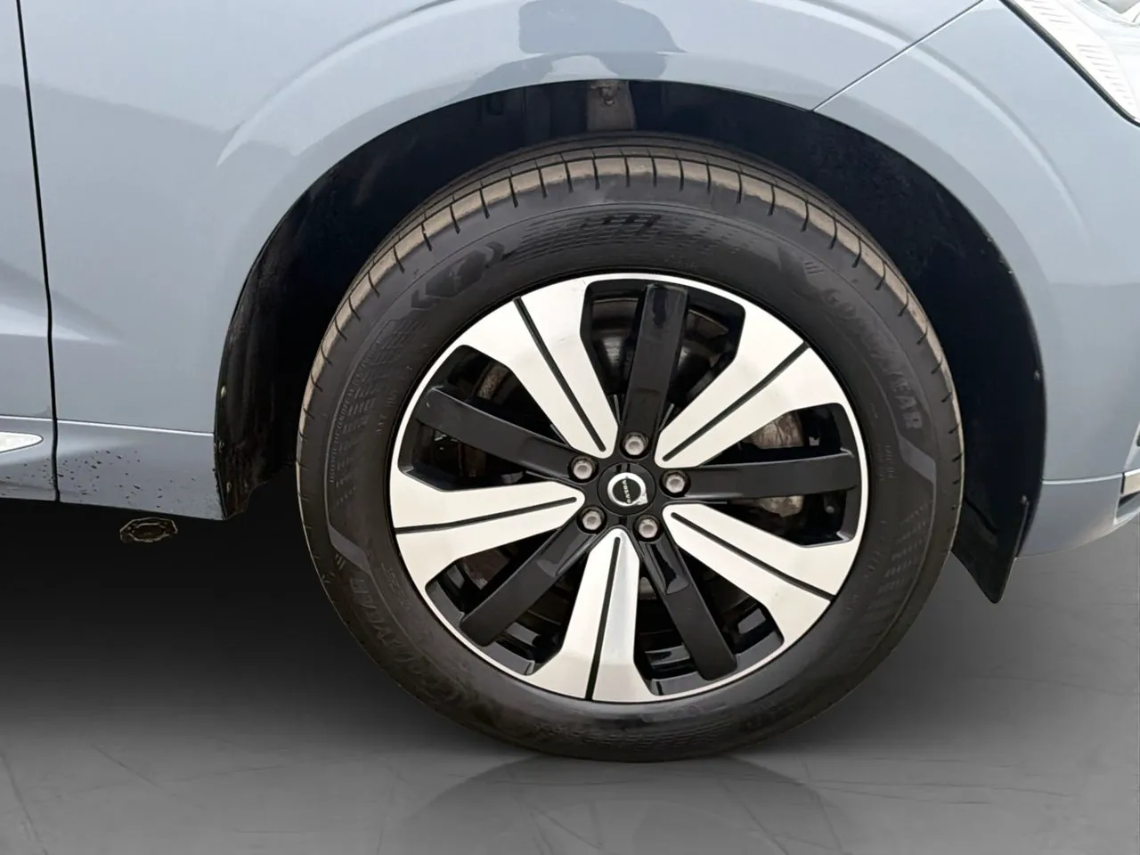 Vehicle image 36