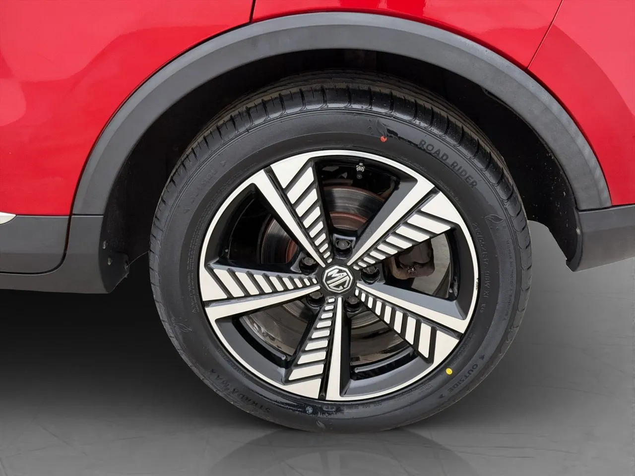 Vehicle image 30
