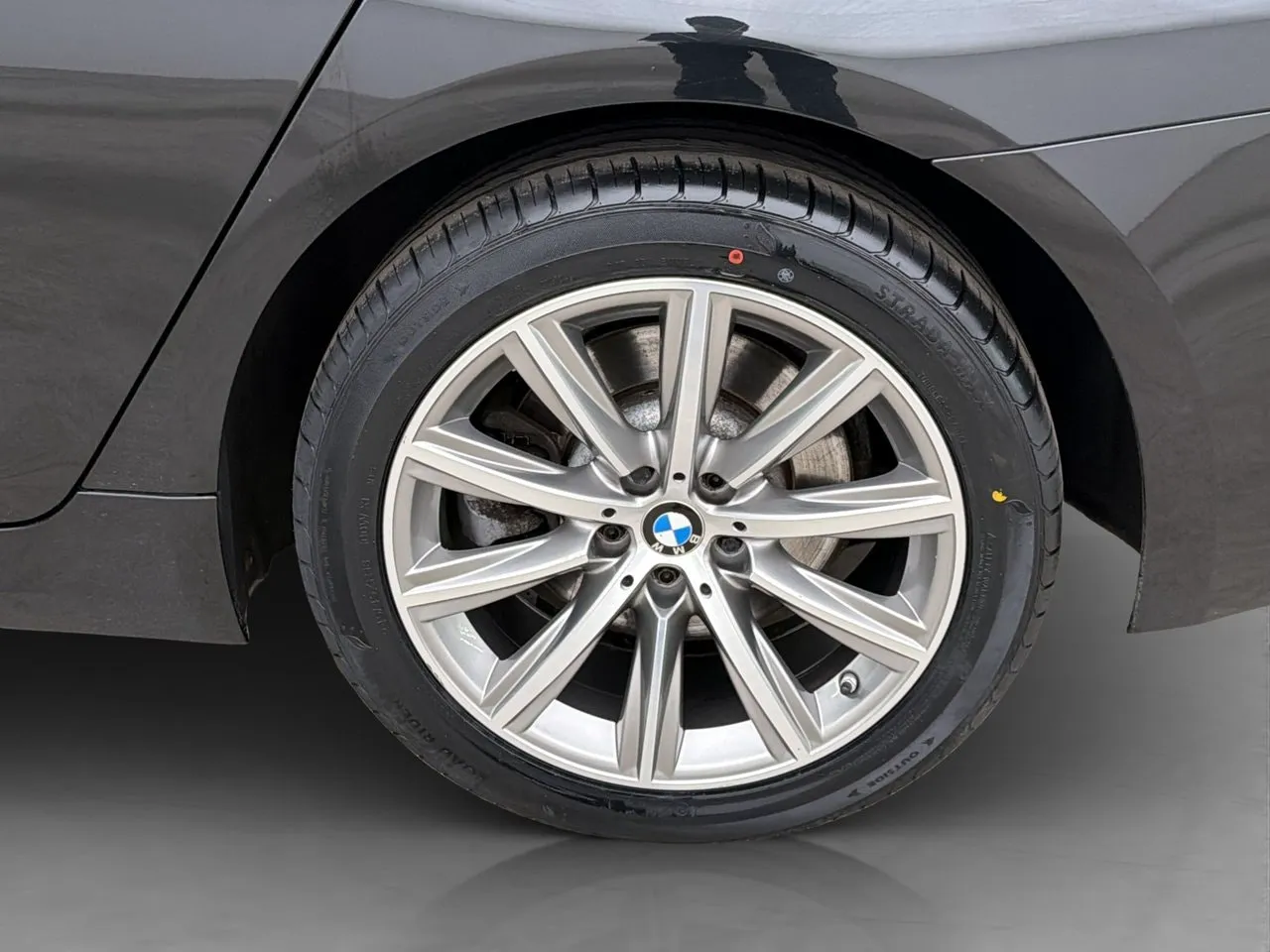 Vehicle image 31