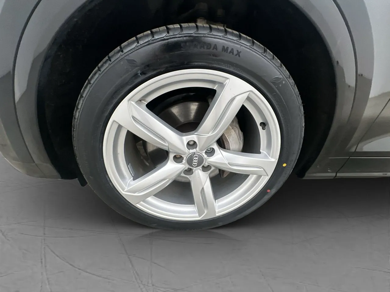 Vehicle image 31