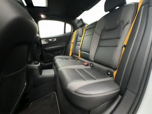 Volvo S60 bild 30
