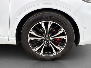 Ford Kuga bild 38