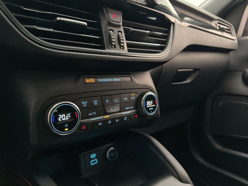 Ford Kuga bild 28