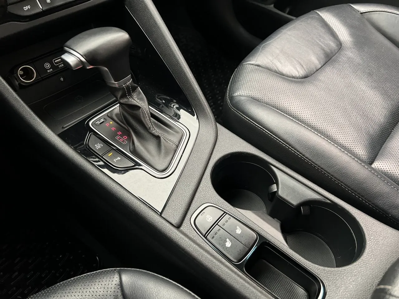 Vehicle image 18