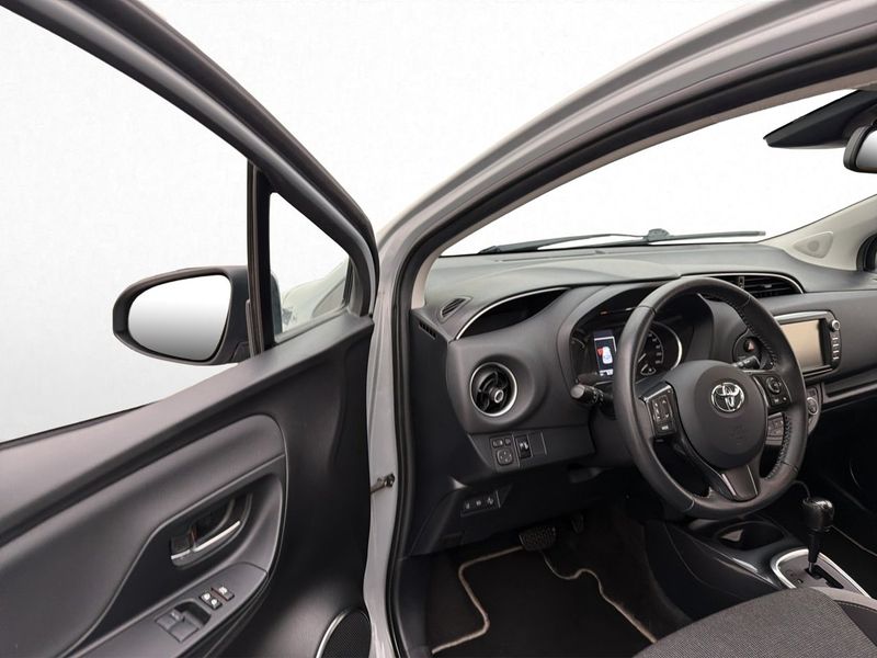 Toyota Yaris bild 10