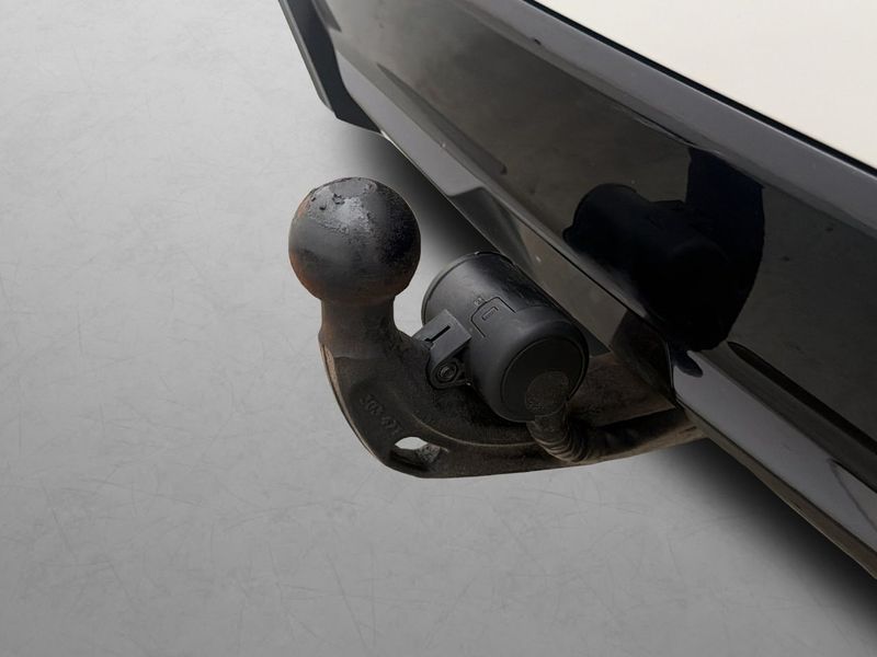 BMW i4 bild 10