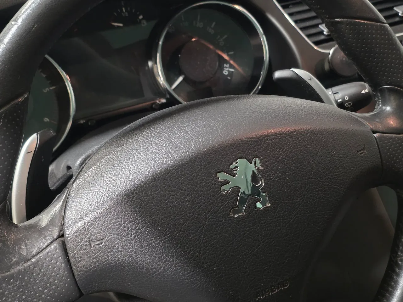 Vehicle image 21