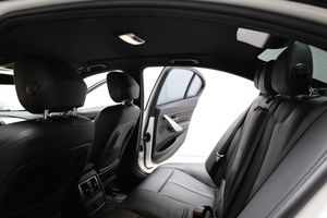 BMW 320 bild 14