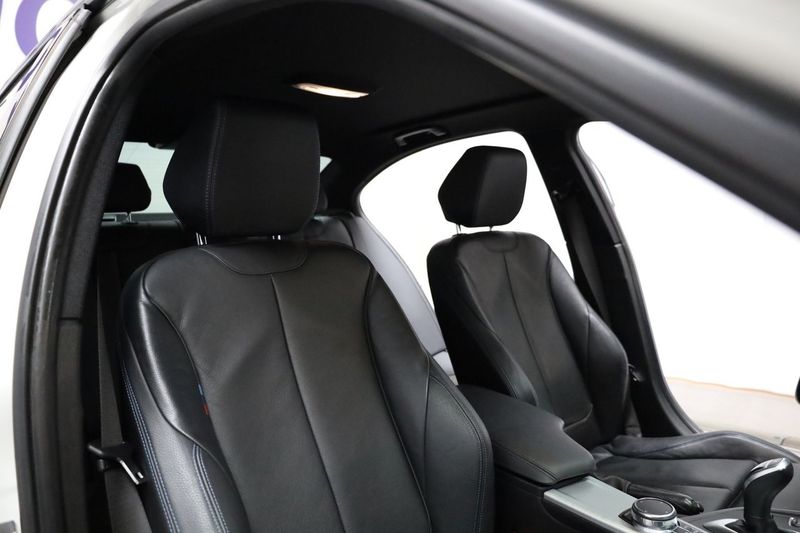 BMW 320 bild 17