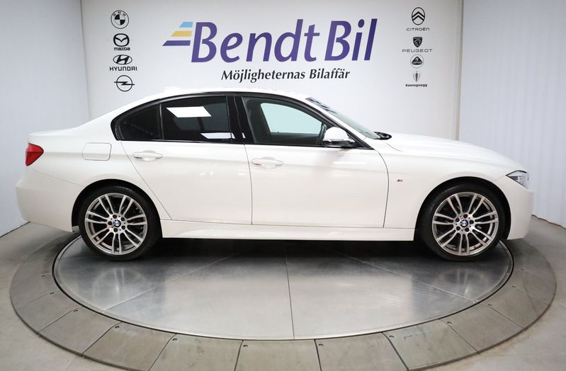 BMW 320 bild 12