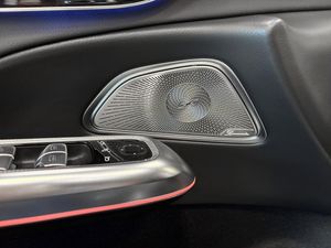 Mercedes E300 bild 12