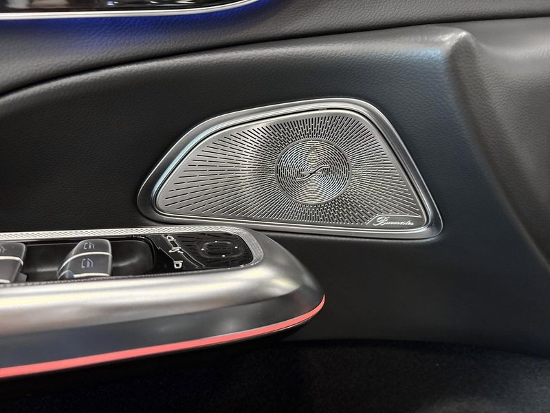 Mercedes E300 bild 12