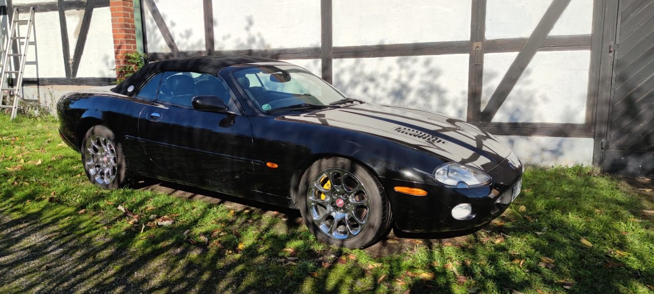 Jaguar XKR