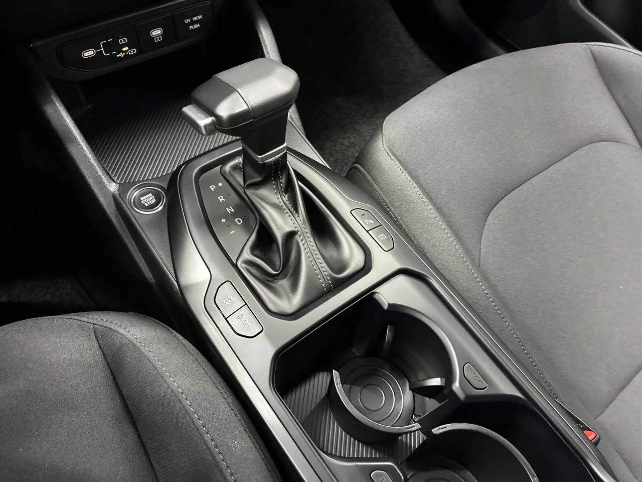 Vehicle image 18