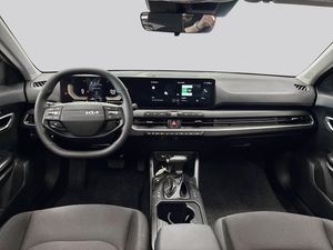Kia K4 bild 7