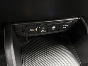 Kia K4 bild 18