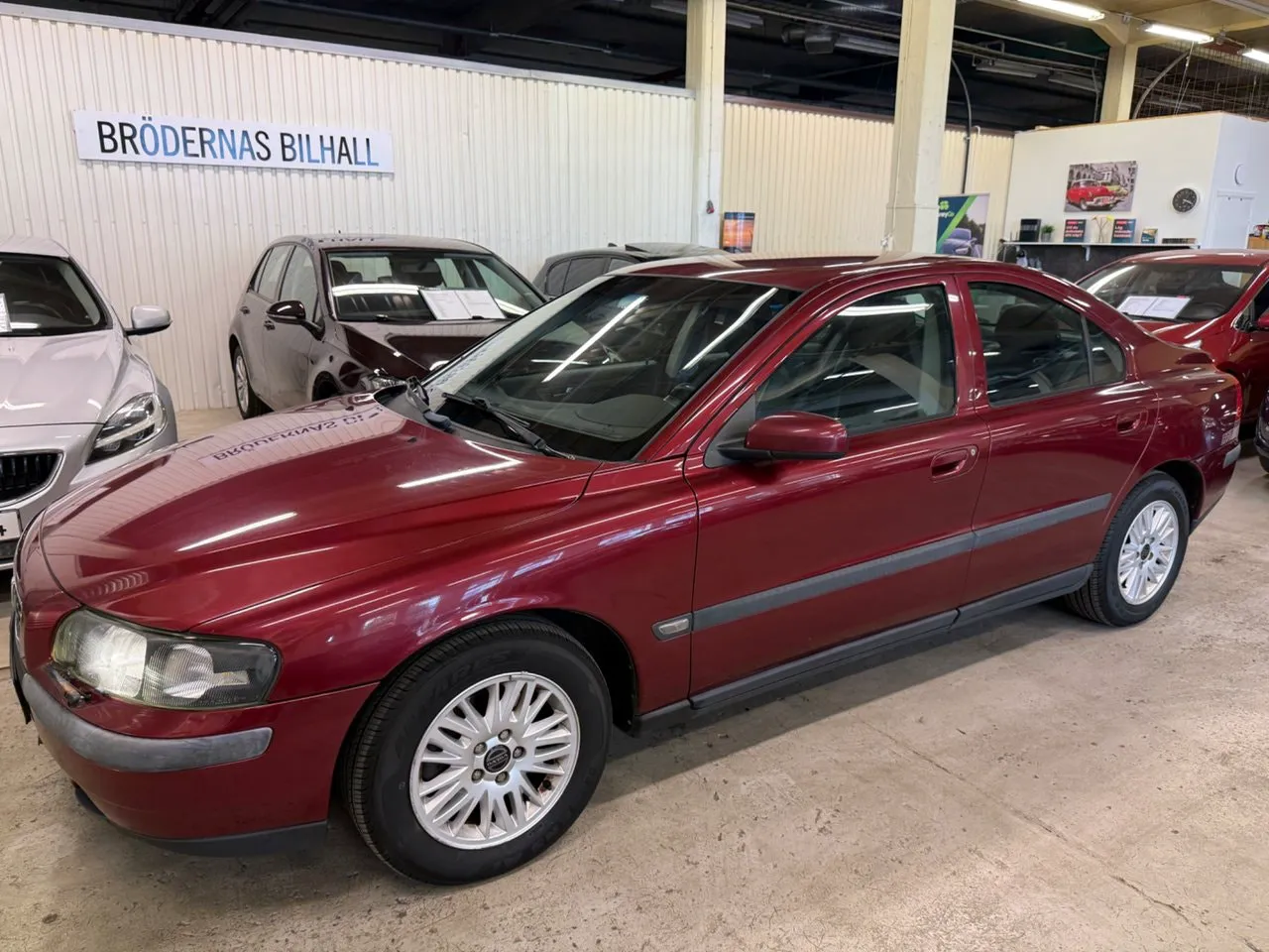 Vehicle image 2