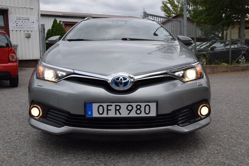 Toyota Auris bild 2