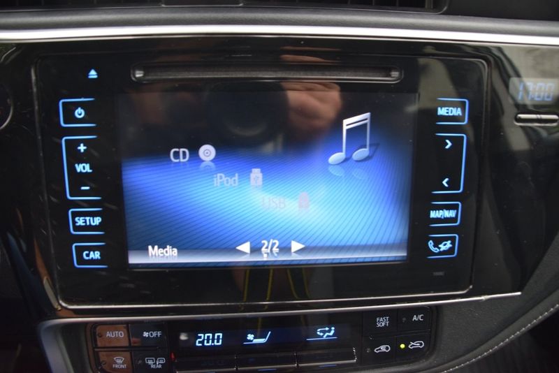 Toyota Auris bild 15