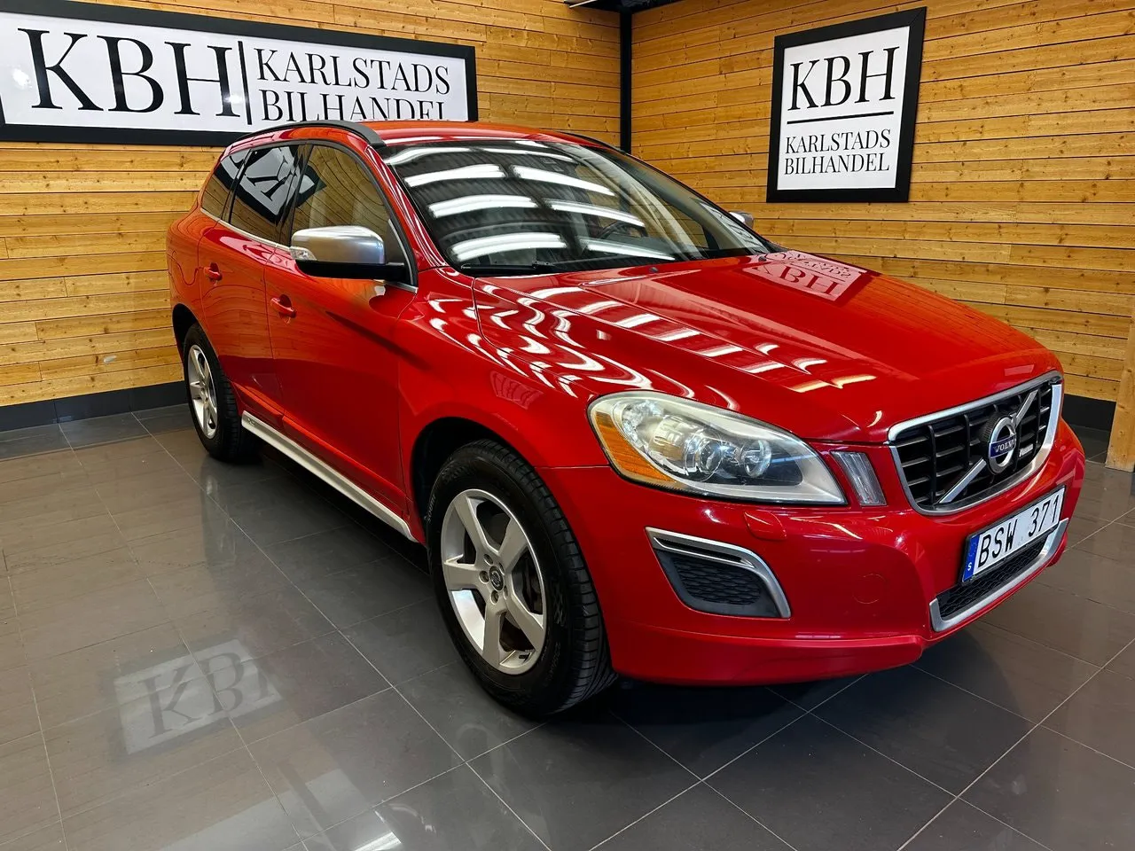 Vehicle image 7