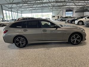 BMW 330 bild 7
