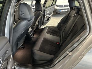 BMW 330 bild 16